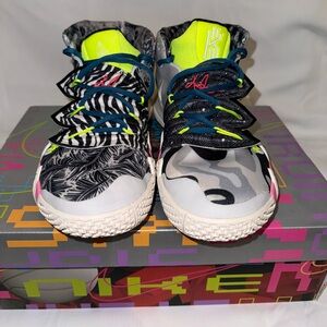 Nike Kyrie Irving - Kybrid S2 ‘What The Neon’